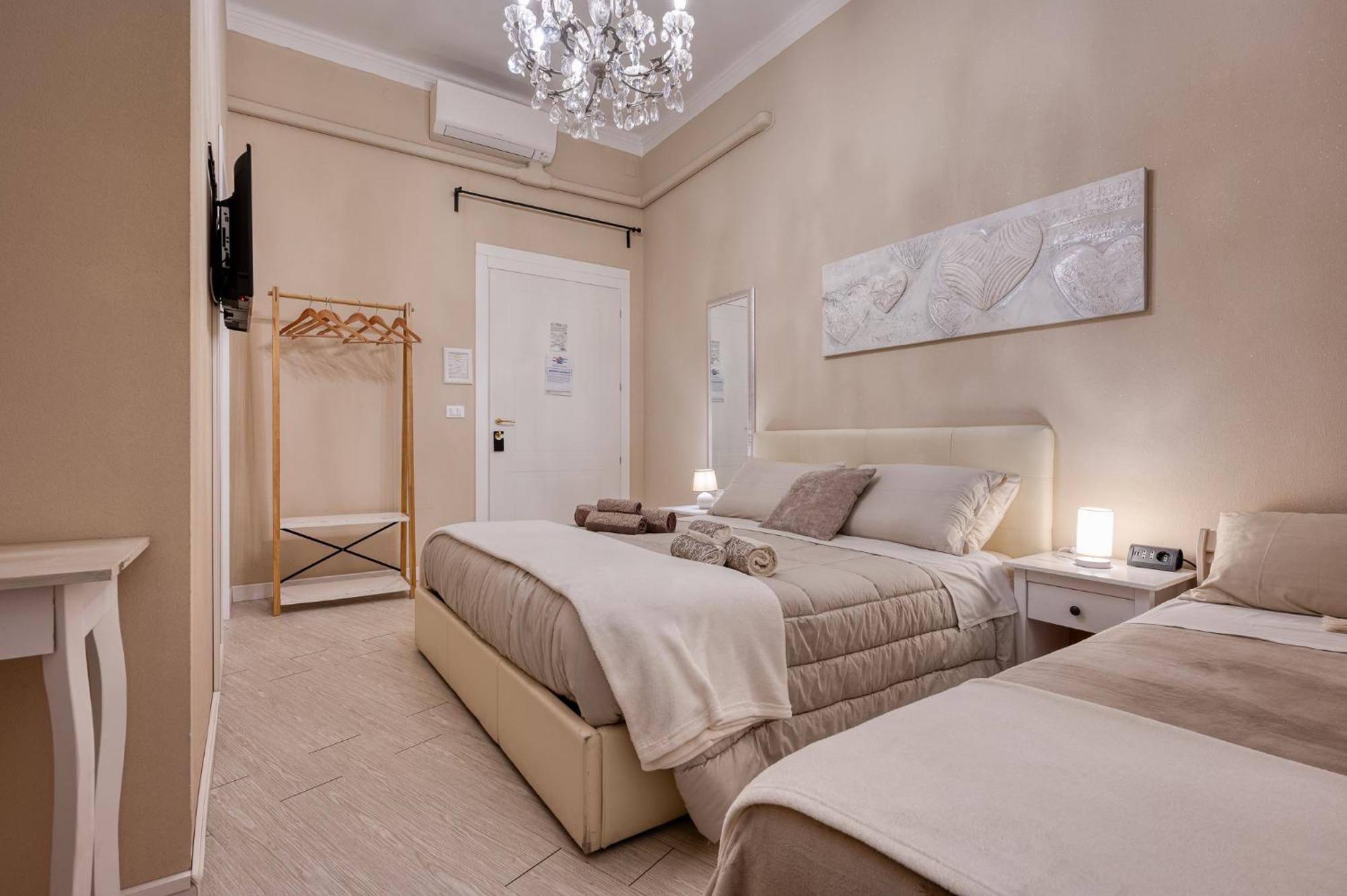 Guest house Your House Genoa